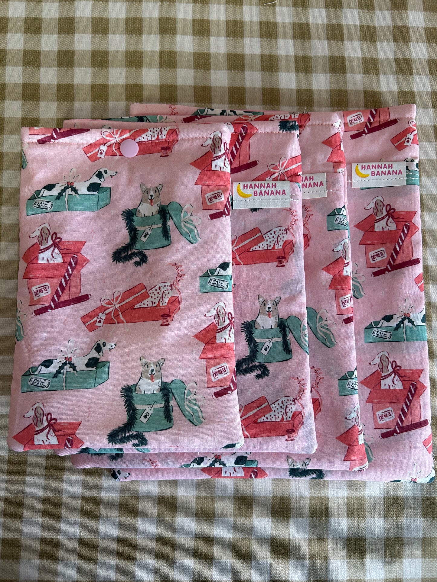 Snap Kindle Case - Pink Christmas Dogs