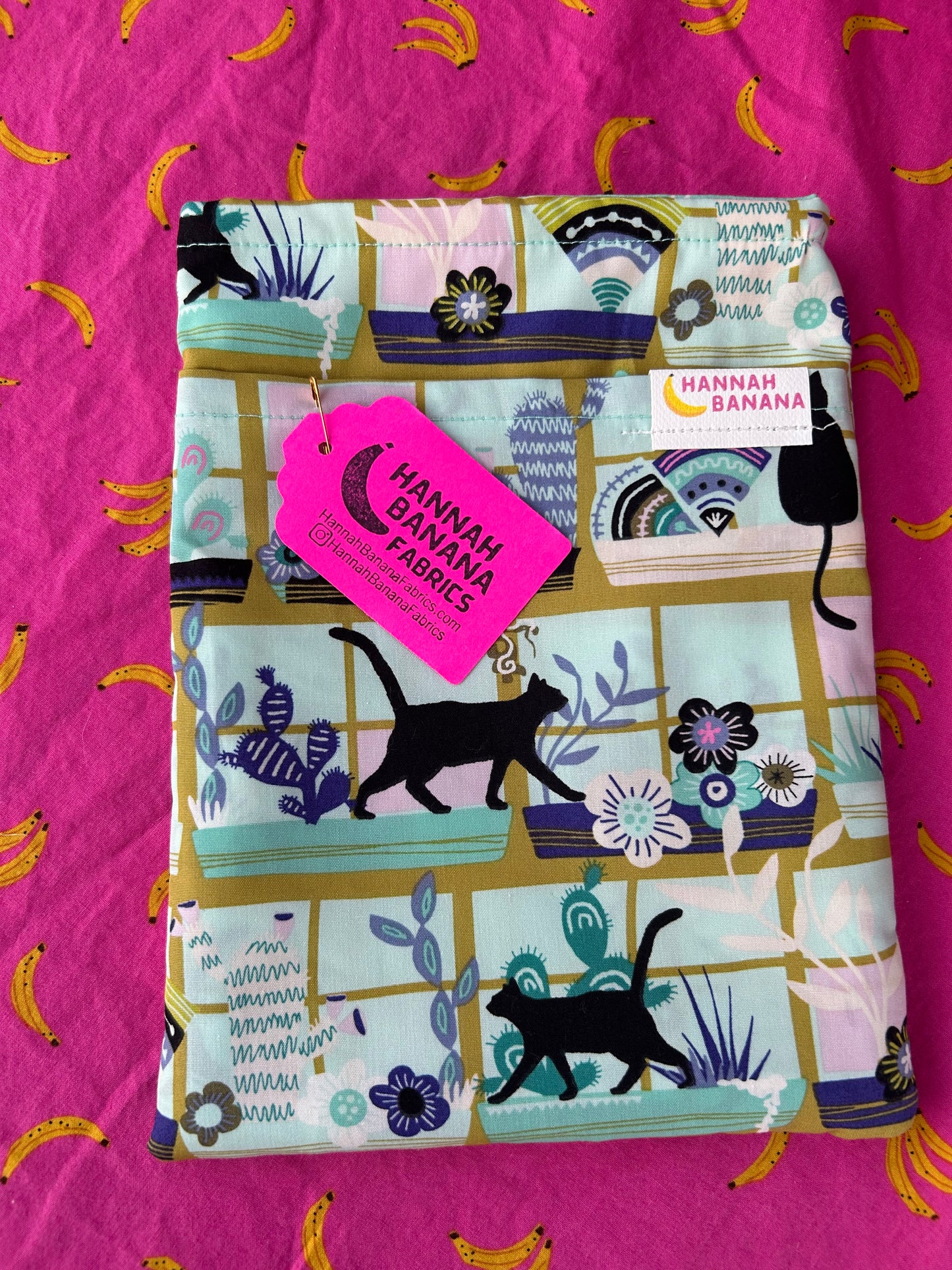 Medium Book Sleeve - window cat