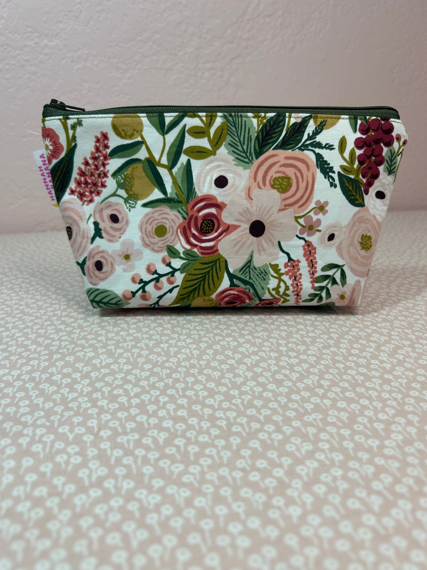 Triangle Pouch - Large Rose