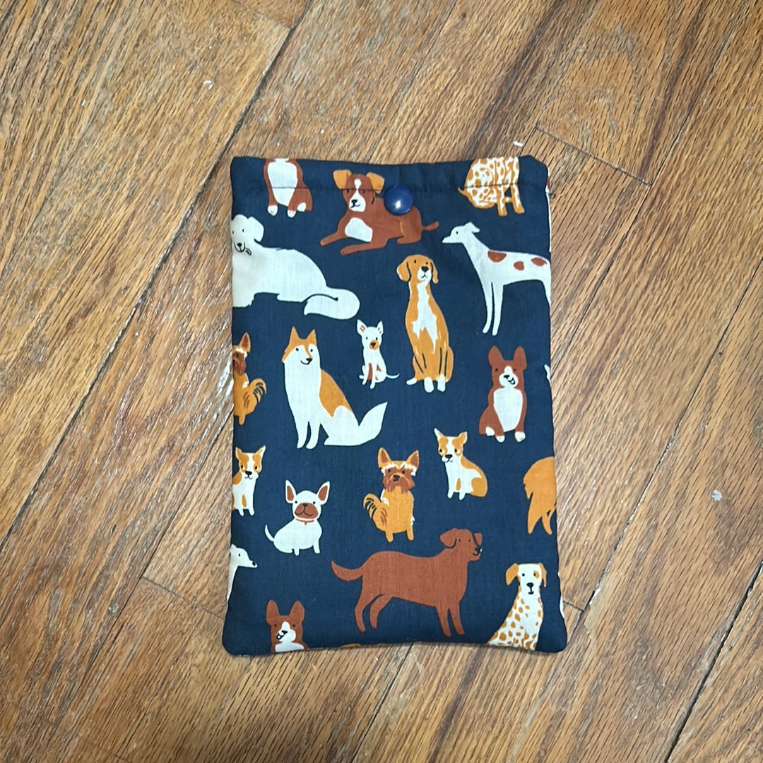 Snap Kindle Case - Navy Dogs