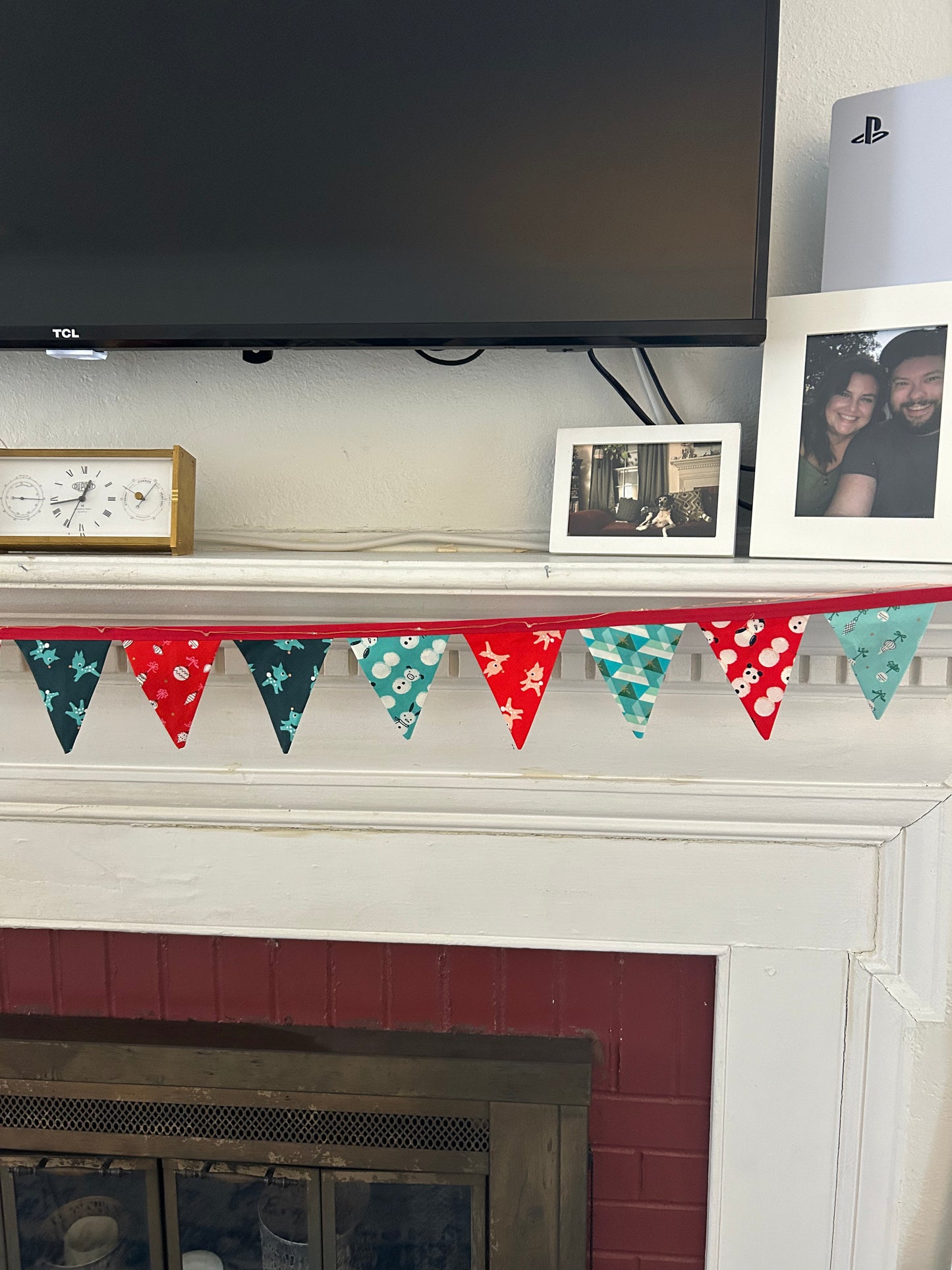 Christmas Bunting - Small Red Ornament