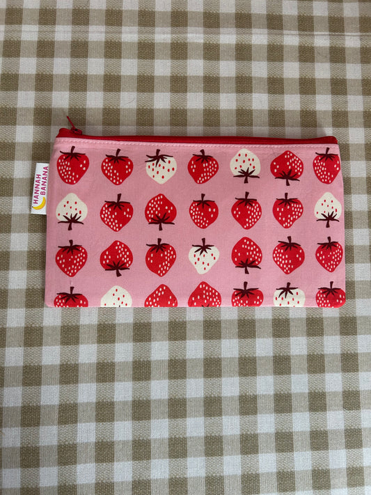 Mini Pouch - Strawberry
