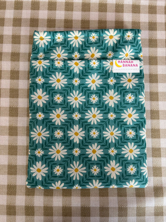 Medium Book Sleeve - Aqua Daisy