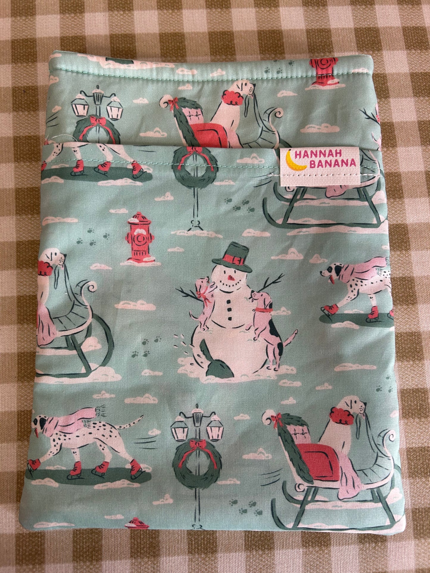 Medium Book Sleeve - Mint Christmas Dogs