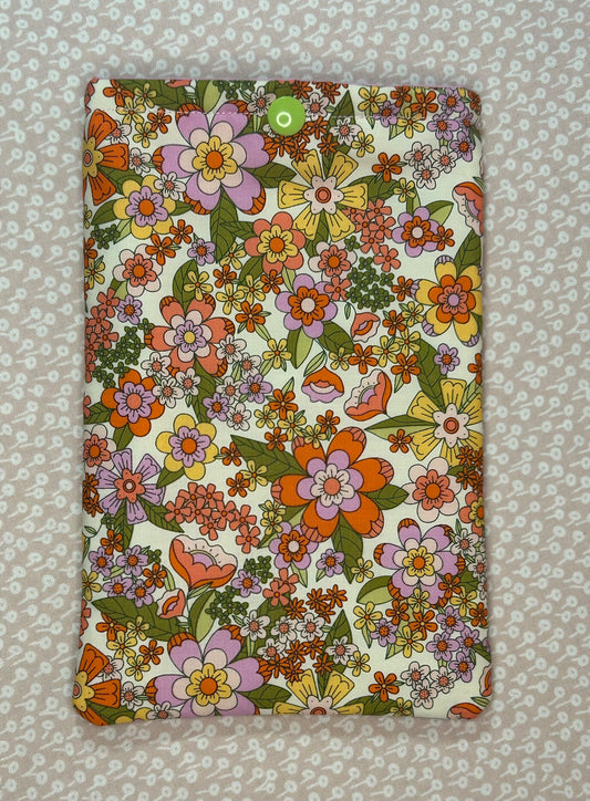 Snap Kindle Case - 70s Floral