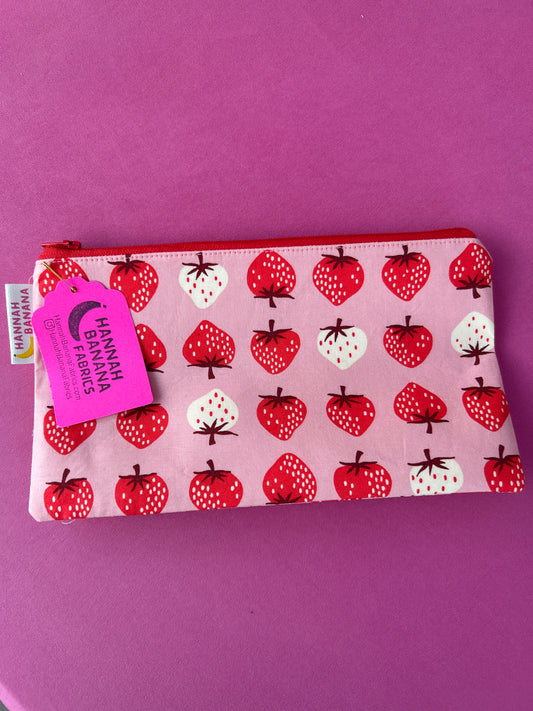 Mini Pouch - Strawberry
