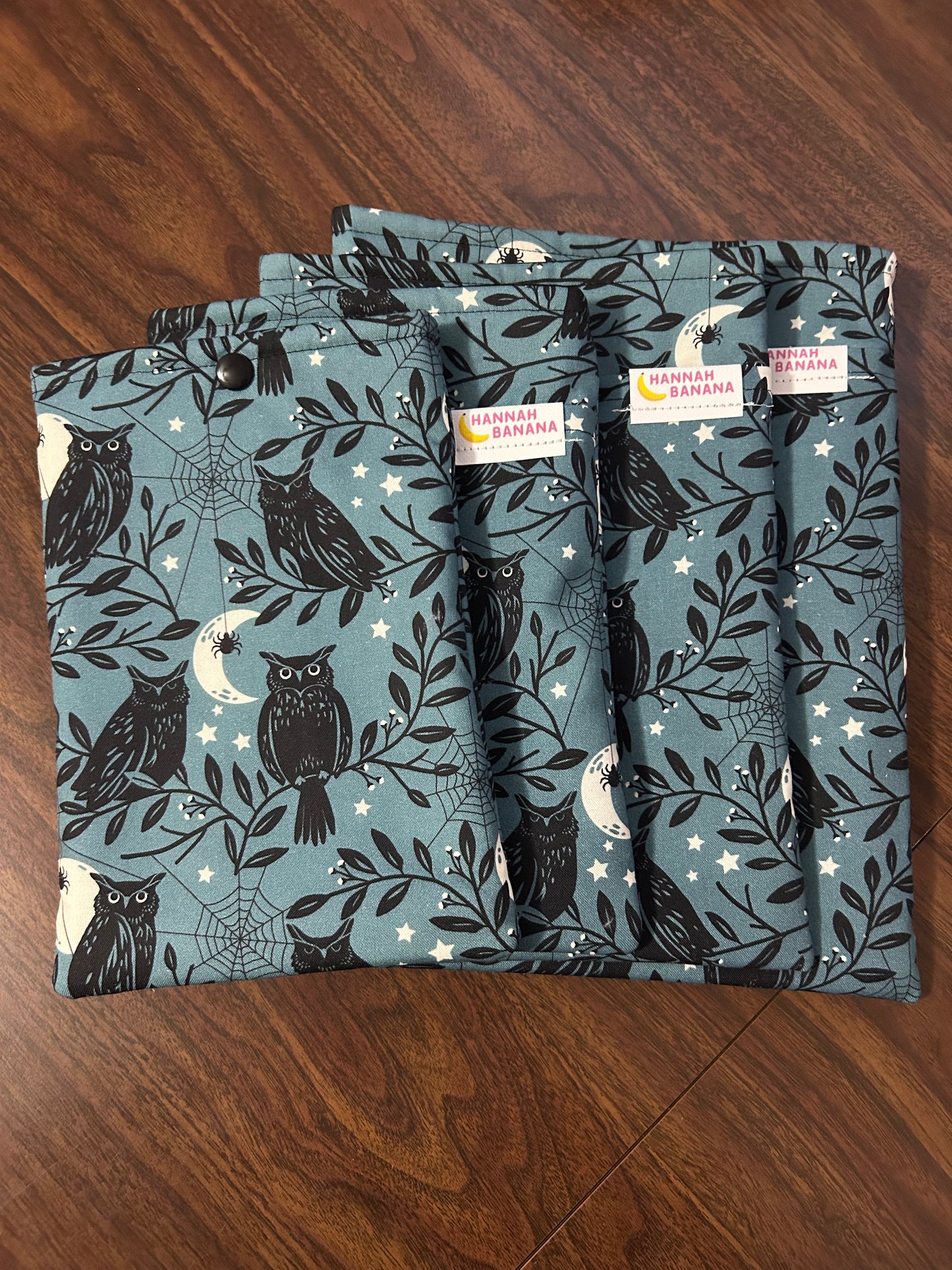 Medium Book Sleeve - Black Owl