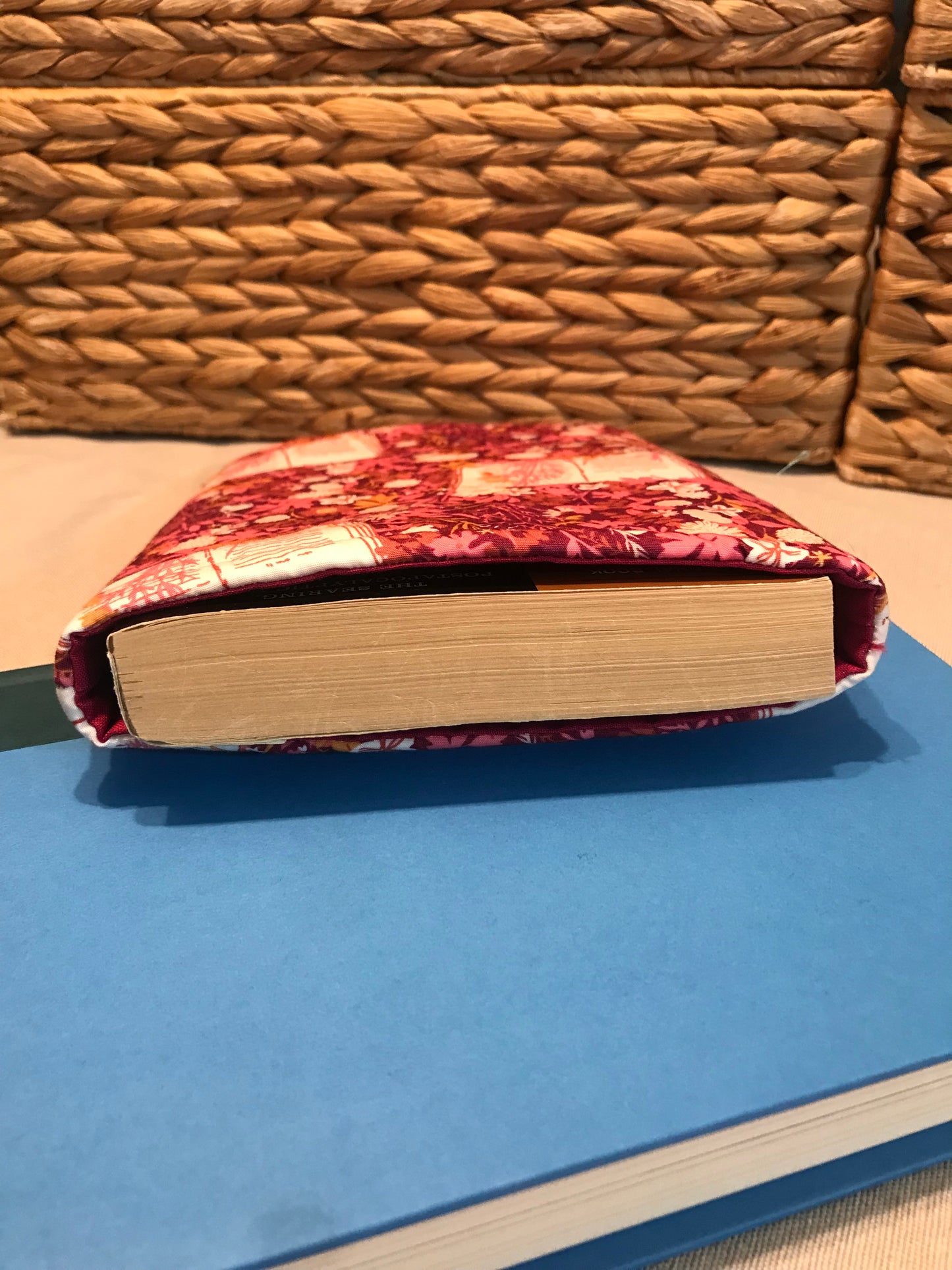 Padded Fabric Book Sleeve - Medium - Maroon Books