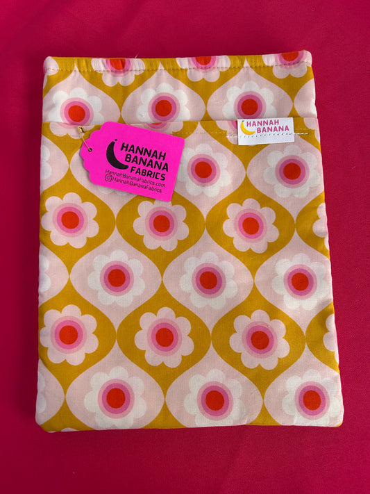 Large Book Sleeve - Groovy Gold