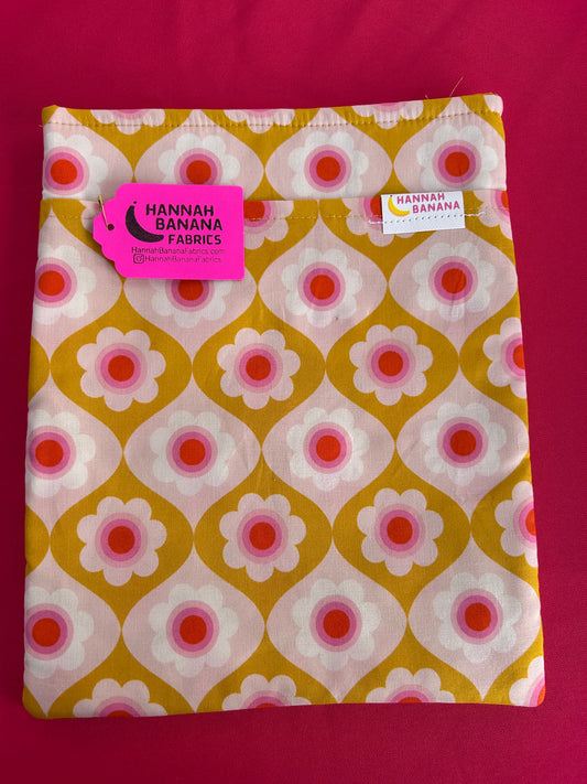 XL Book Sleeve - Groovy Gold