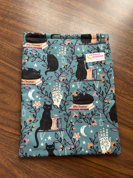 Padded Fabric Book Sleeve - Large - Black Cat