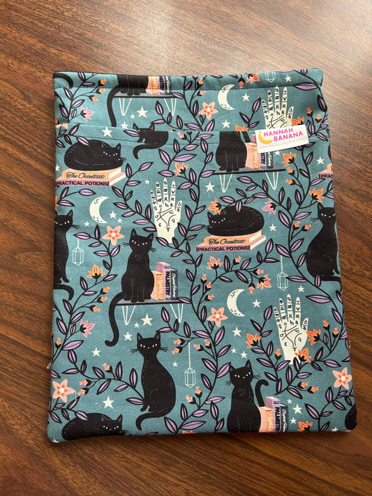 XL Book Sleeve - Black Cat