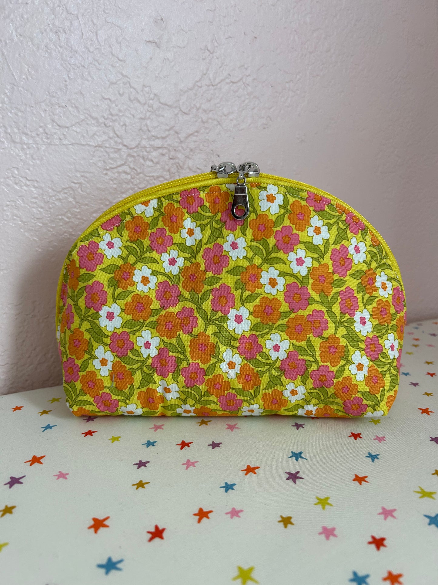 Clamshell Pouch - Yellow Vintage Floral